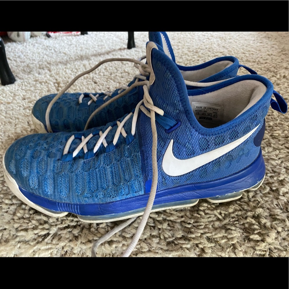 KD 9 Basketball shoes